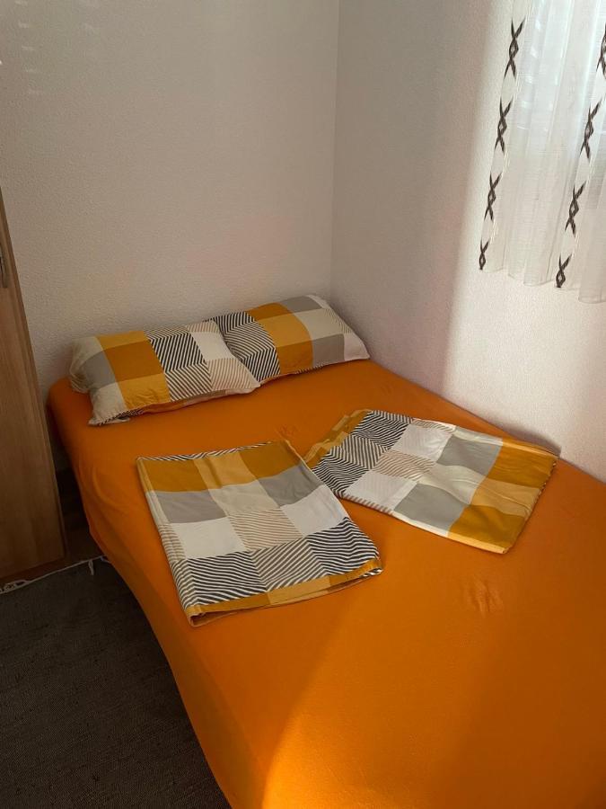 Apartman Edi Nin Exterior foto