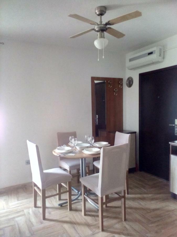 Apartman Edi Nin Exterior foto